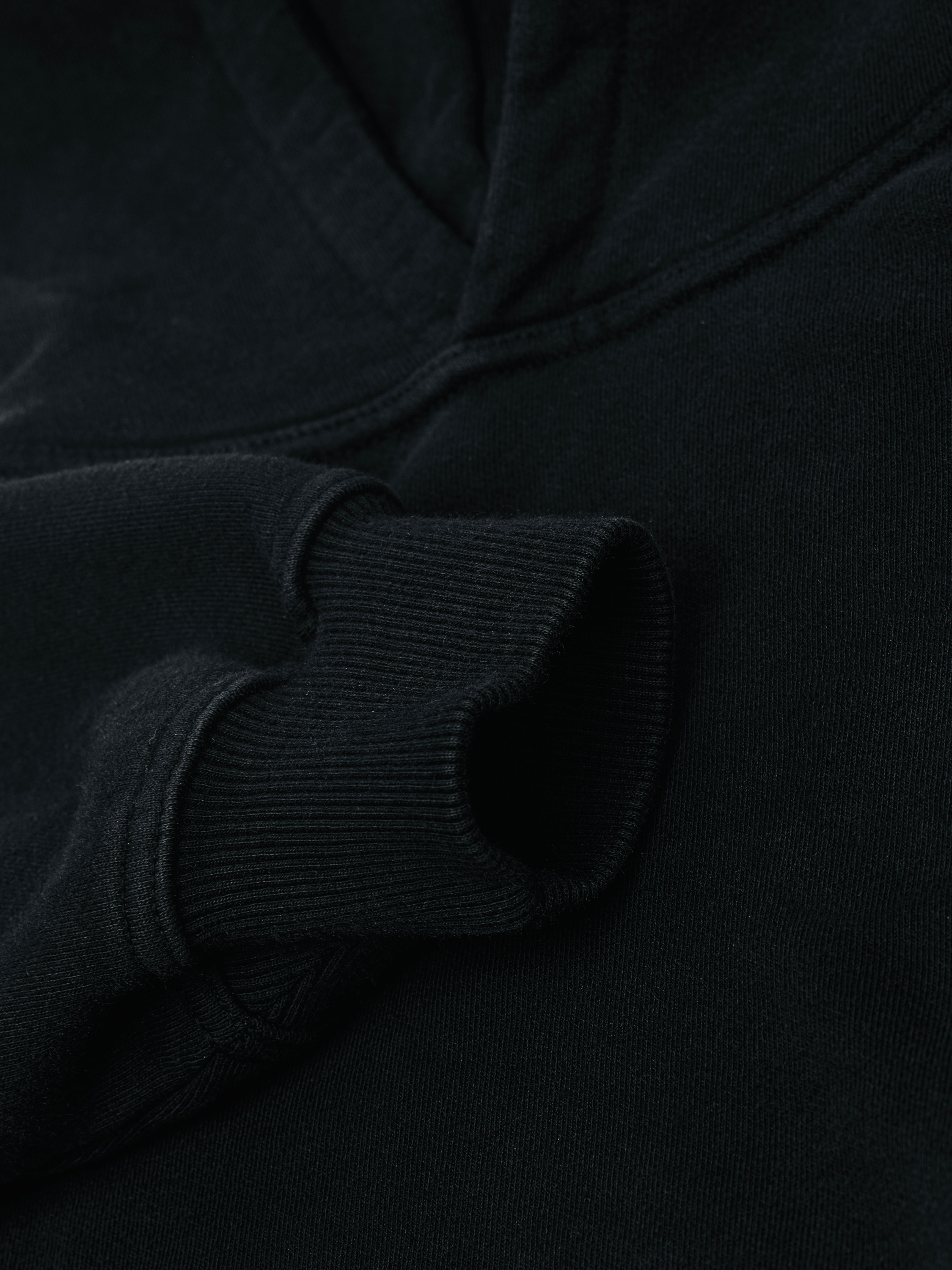CORE HOODIE